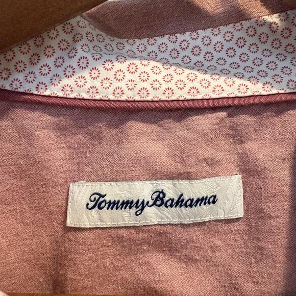 Tommy Bahama Shirt Mens XL Pink Herringbone Stretch Button Down Long Sleeve - Picture 2 of 13